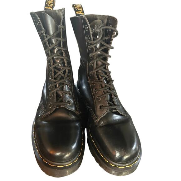 Dr. Martens 1490 10-Eye Black Smooth Leather Combat Boots Men 9
EU 42 main image 9